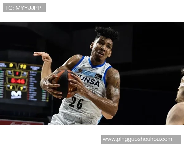 从街头小子到绿茵传奇足球明星的奋斗与荣耀之路